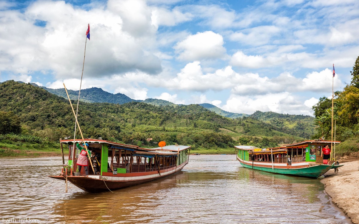 mekong river cruise from luang prabang to vientiane